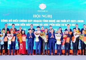 Nghe An announces adjustments to the provincial planning; awards decisions, certificates, and cooperation agreements for investments worth over 110 trillion VND